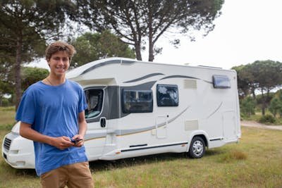 Embark on the best van tour: essential tips and tricks